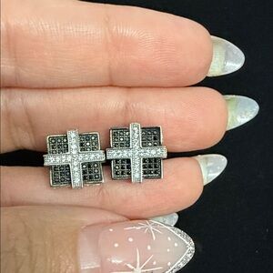 Elegant Black and Silver Stud Earrings Silver 925